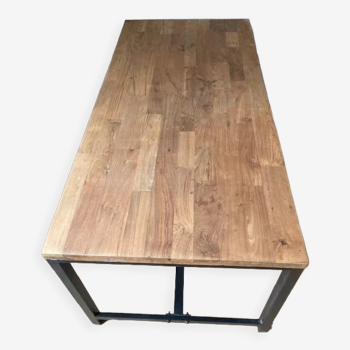 Table avec plateau en teck