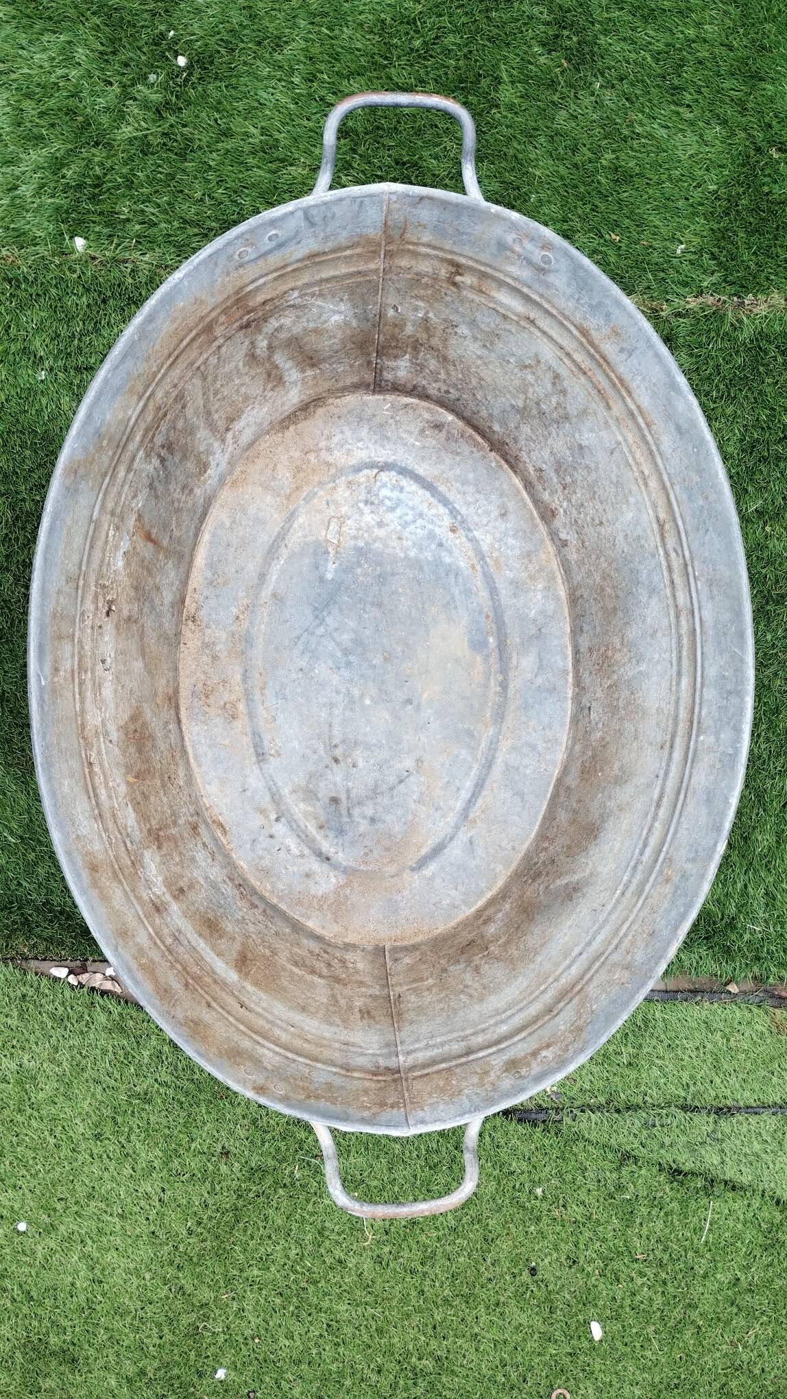 Vintage galvanized washing basin