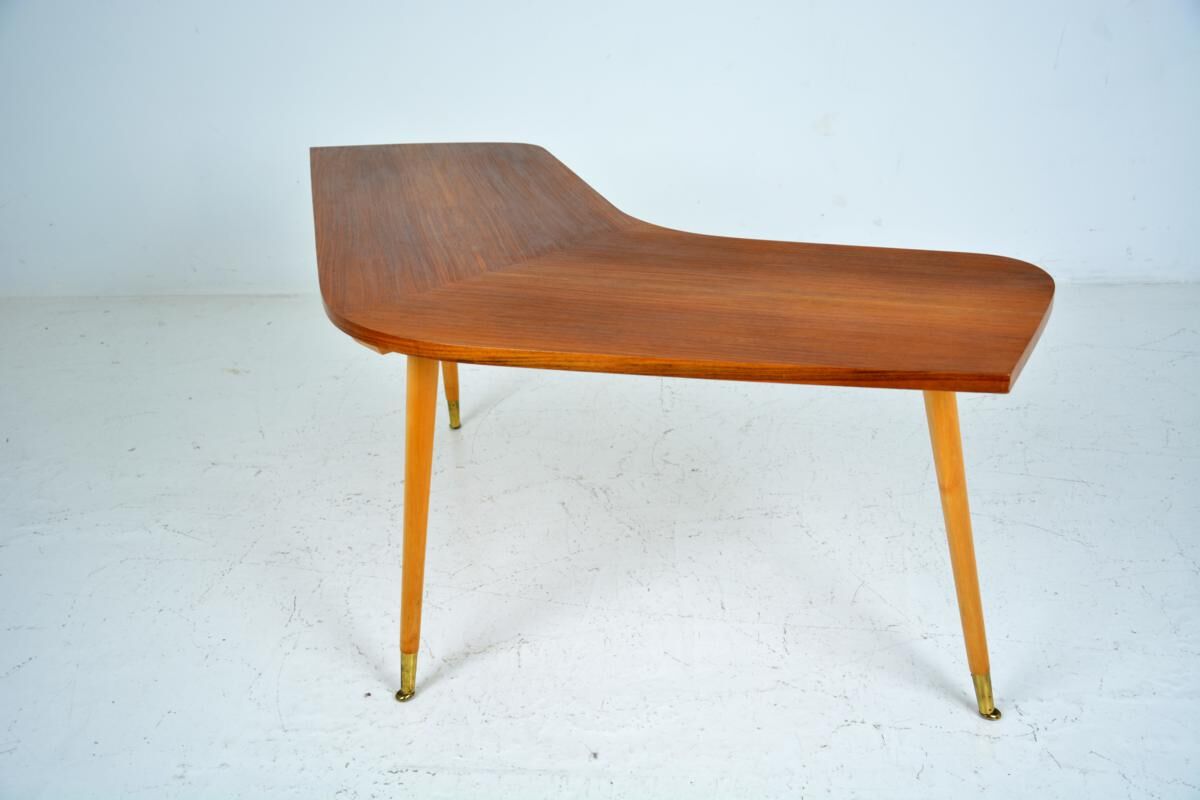 Coffee table 'boomerang' free-form dating back to the 1960s