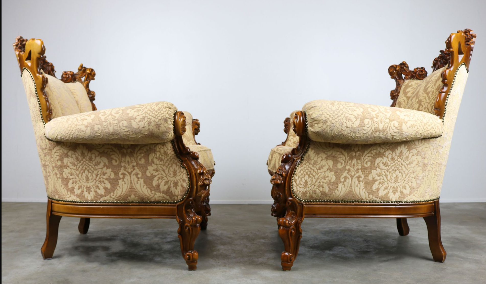 Italy's sculpted mid-century armchairs