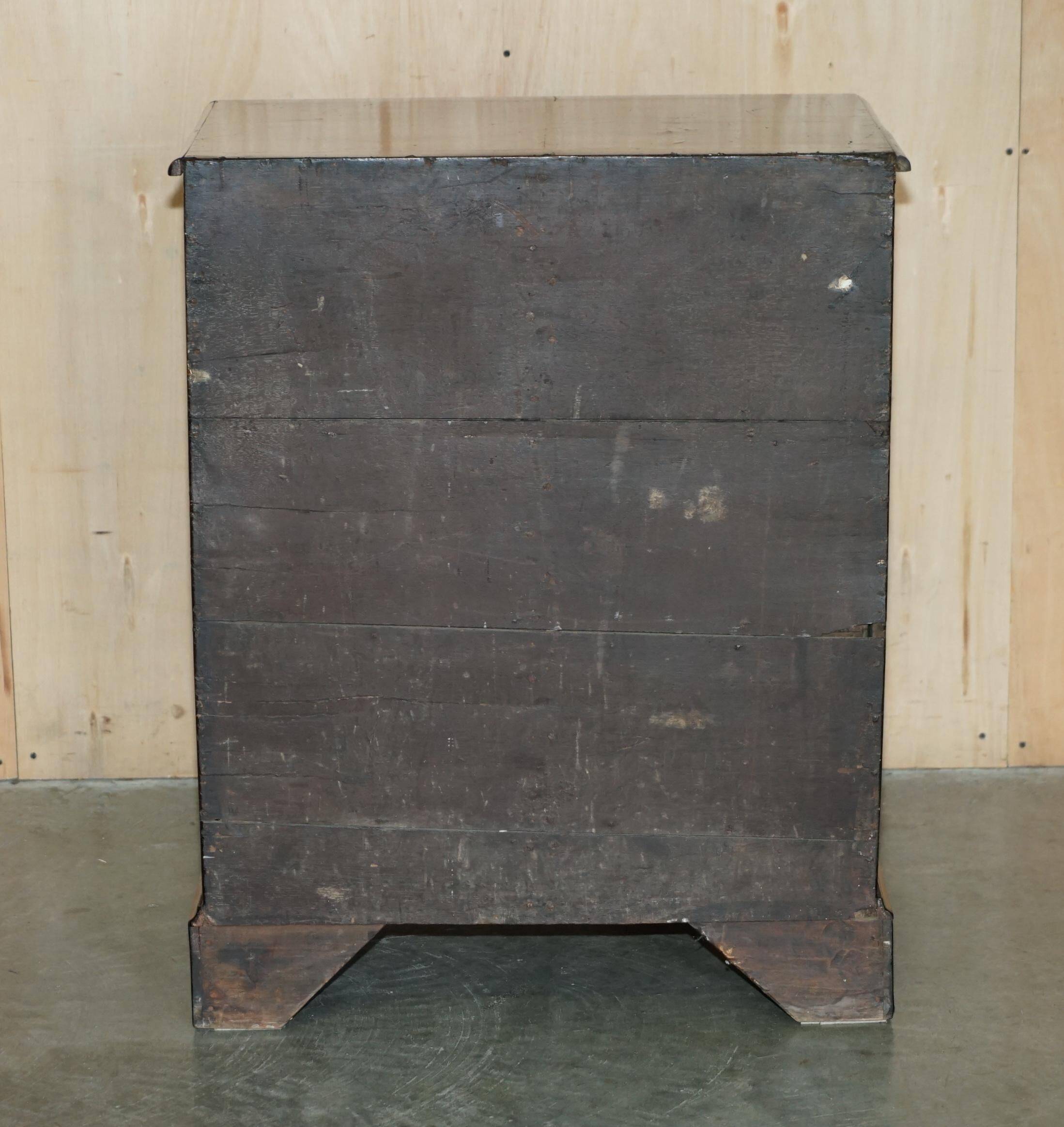 Burr Walnut Commode George III circa 1760
