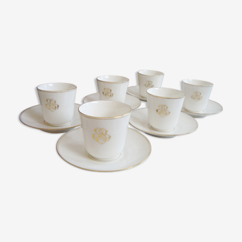 Set of 6 cups and saucers in monogrammed porcelain