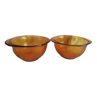 Duo vintage eared bowls