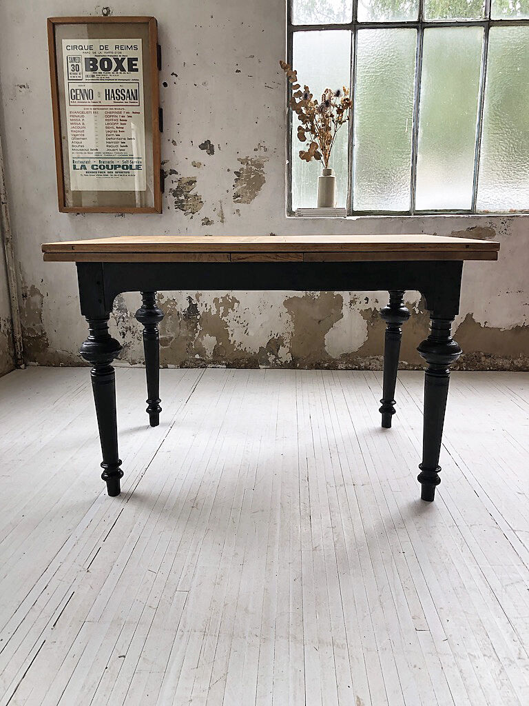 Ancient oak farm table with extensions 218 cm