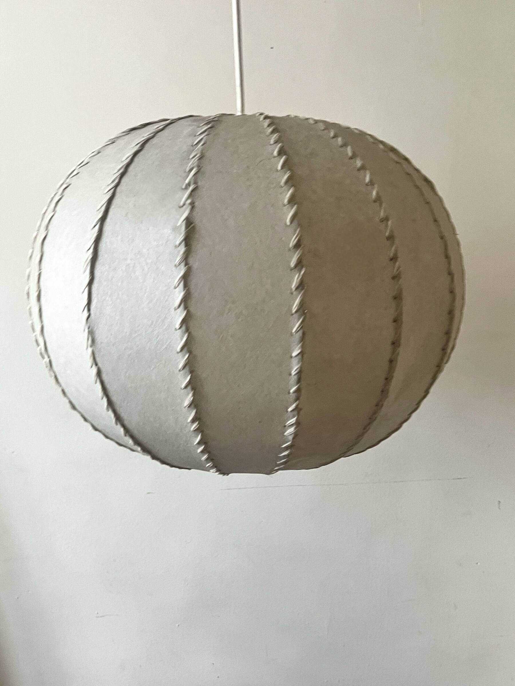 Italian suspension lamp, cocoon ball in resin, 1970s design.