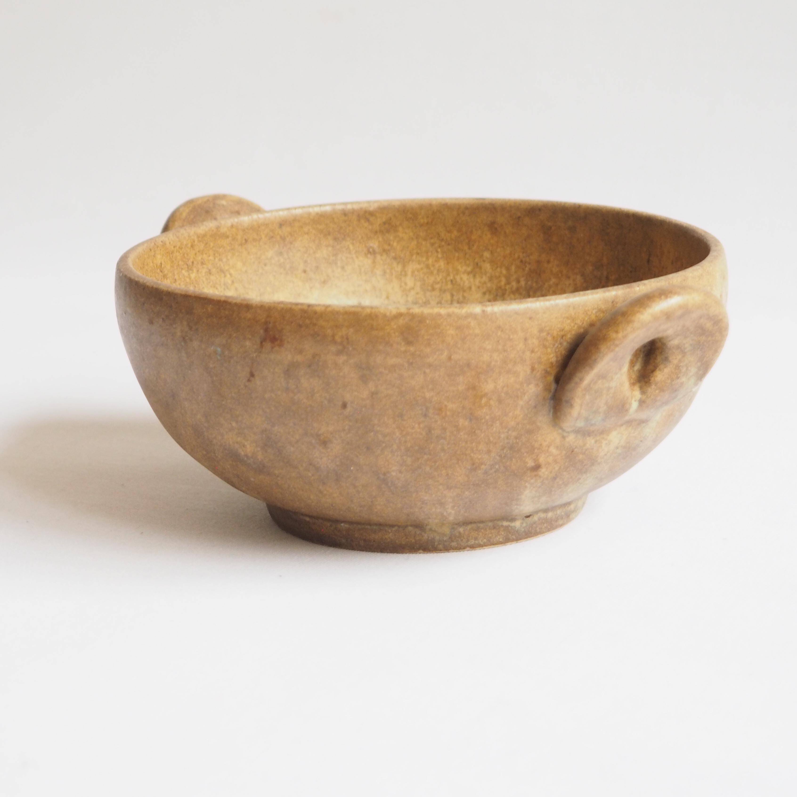 Stoneware cup bowl