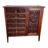 Buffet à décor sculpté époque victorienne