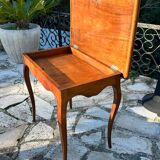 Side table in walnut in the Louis XV style, 19th century.