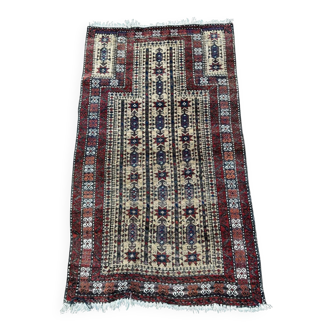 Handmade Persian rug 150cm x 90cm