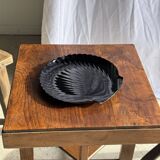 Pair of vintage black glass shell dishes D32 and D26