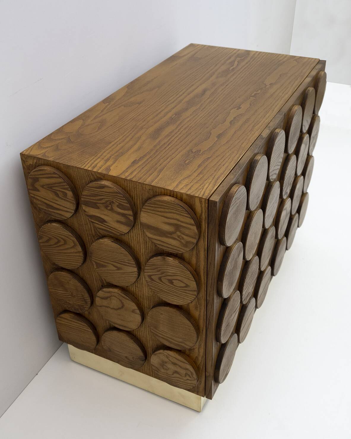 Brutalist Italian Chestnut Wood and Brass Bar Cabinet, 1970s