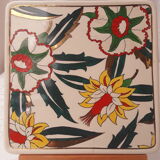 Longwy faience trivety