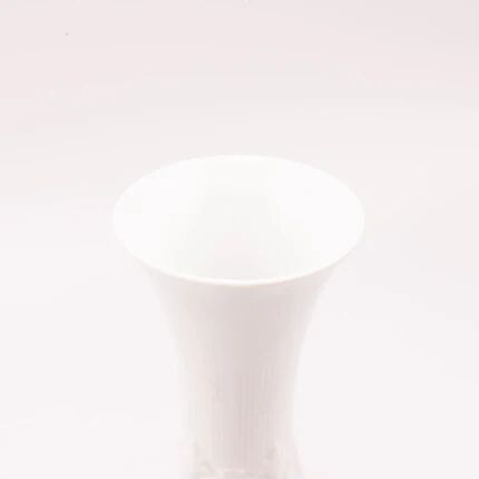 Vase en porcelaine blanche vintage Royal Porzellan Royal Bavaria KPM avec motifs texturés