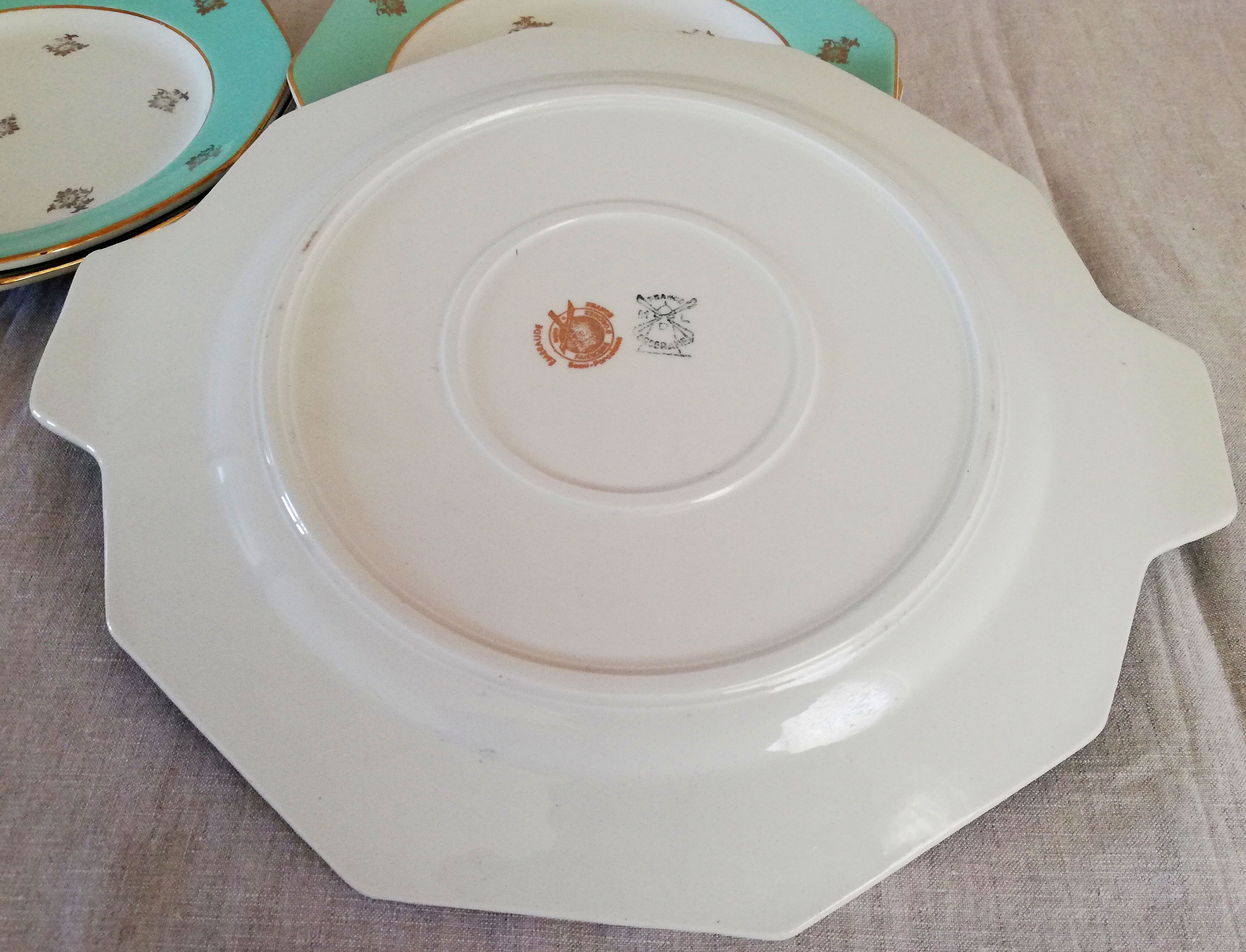 Wolf Mill dessert service