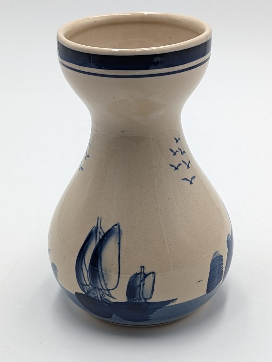 Vase en céramique bleue