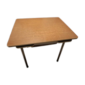 Table en formica marron