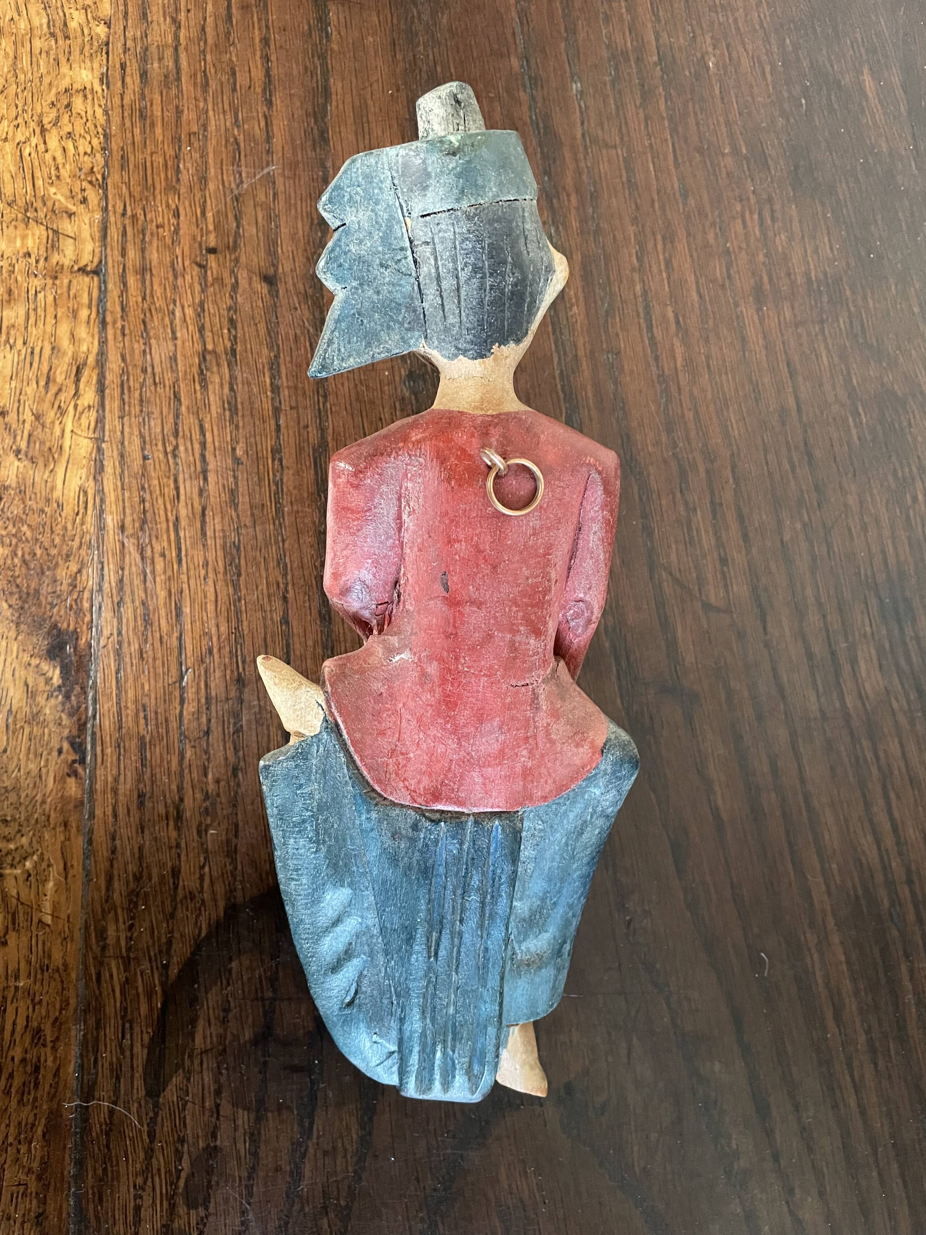 Polychrome wooden statuettes musicians from Asia