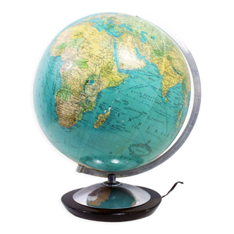 Glass world map