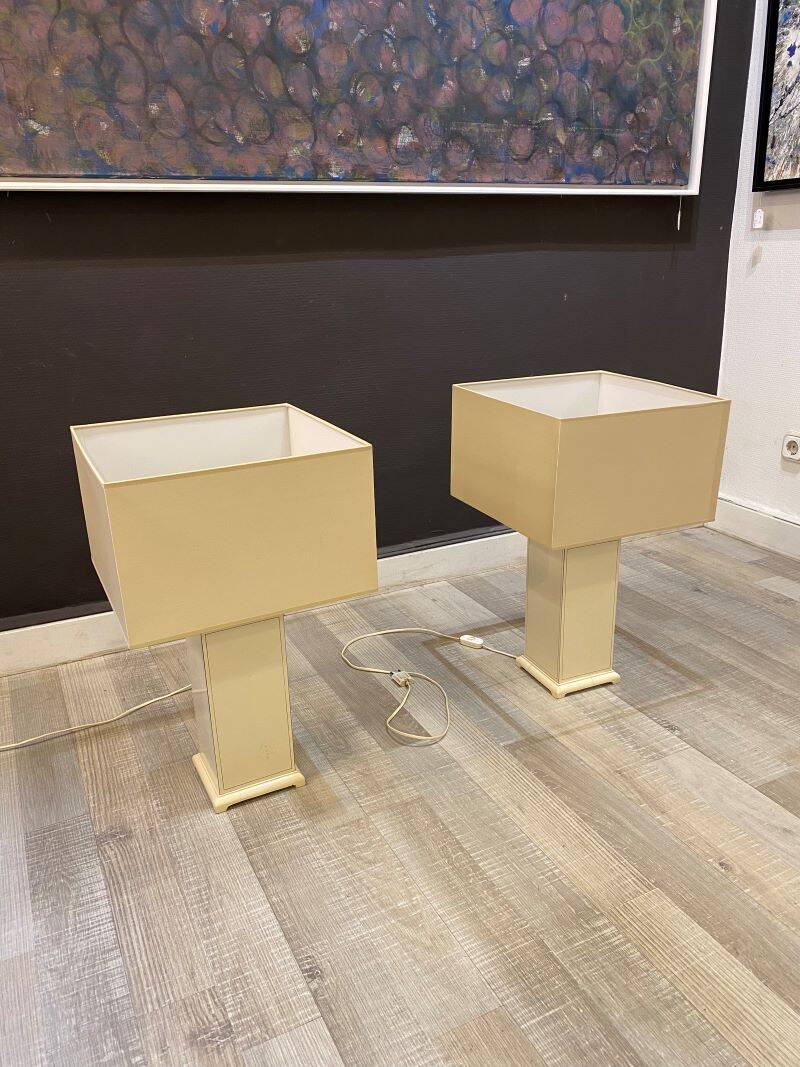 Pair of Wooden Living Room Table Lamps