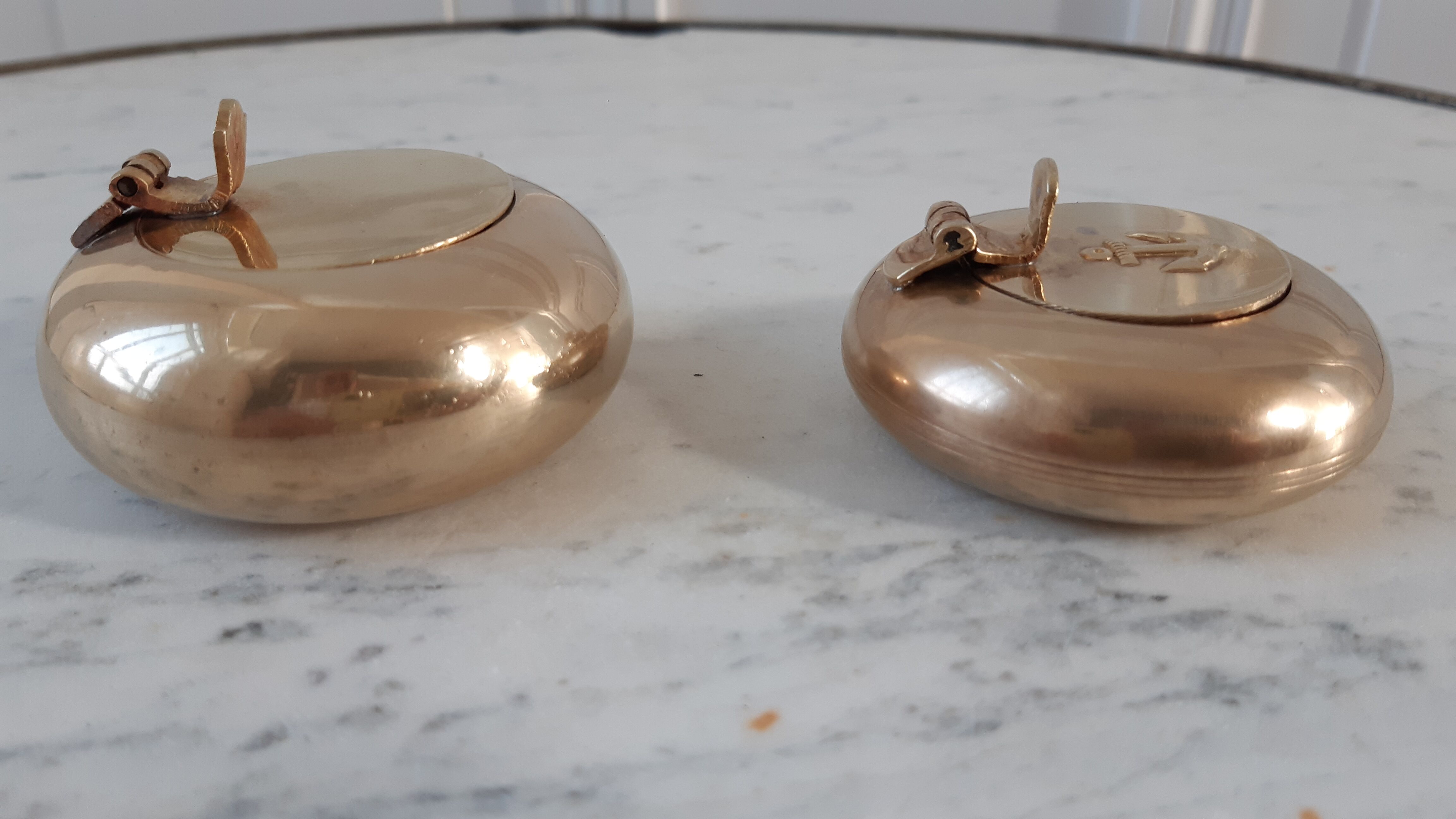 Duo of solid brass ashtrays 50s