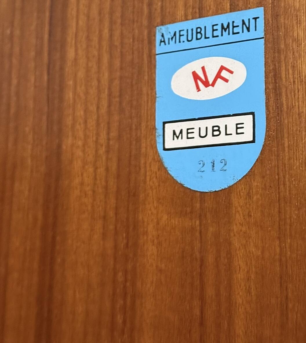 grande Armoire type scandinave des années 60 en teck