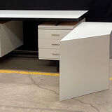 Back office or white startified console