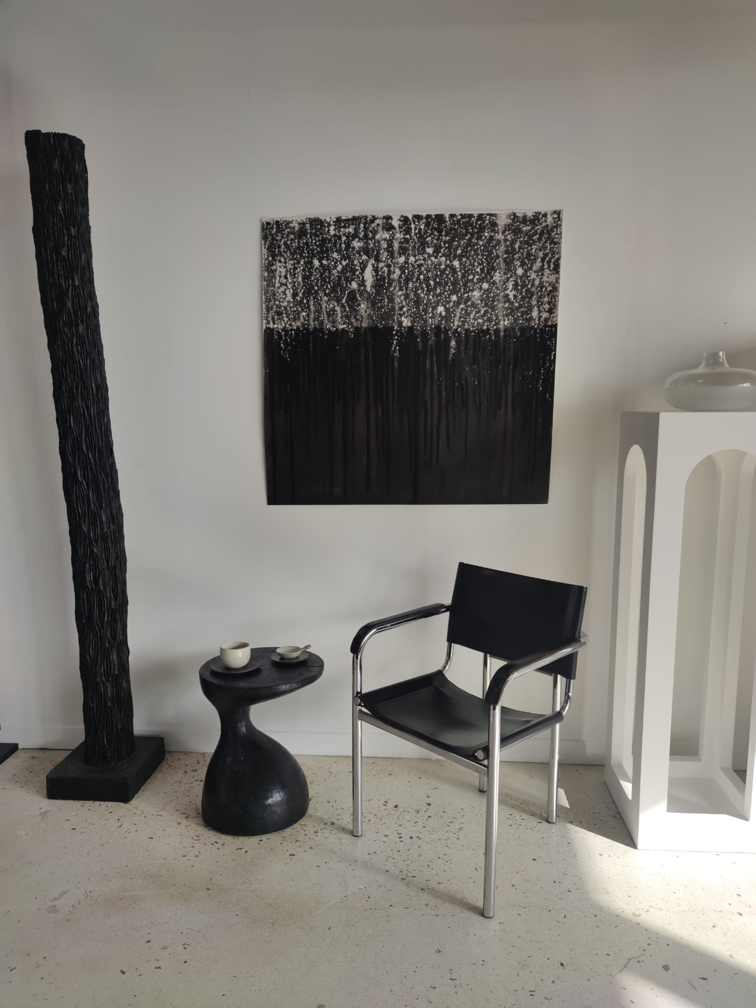 Sofa end in solid wood monoxyl organic shape black color