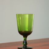 Vase en verre vert