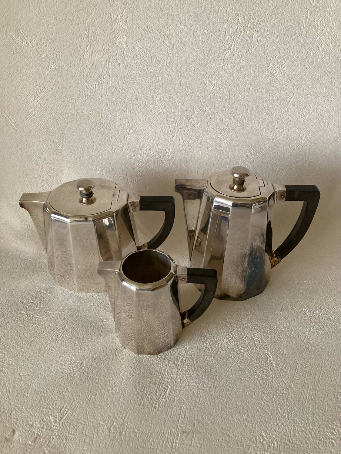Art Deco Set of Coffee and Tea Jugs + Milk Jug Silver-Plated Metal and Bakelite
