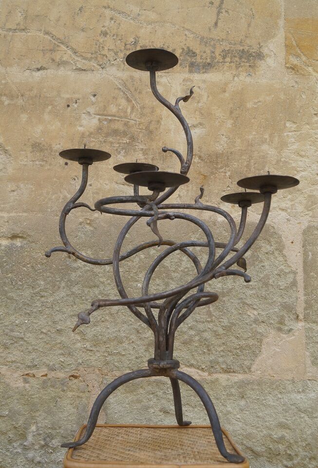 Candlestick brutalist design