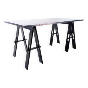 Table en bois par De