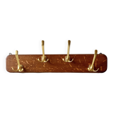 Portemanteau mural vintage en bois avec 4 doubles crochets en aluminium doré