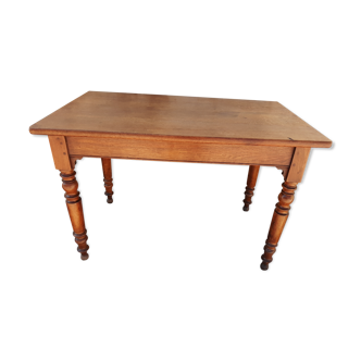 Belle patine oak bistro table