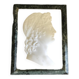 Profil d’un jeune homme dans le goût de l’antique en marbre