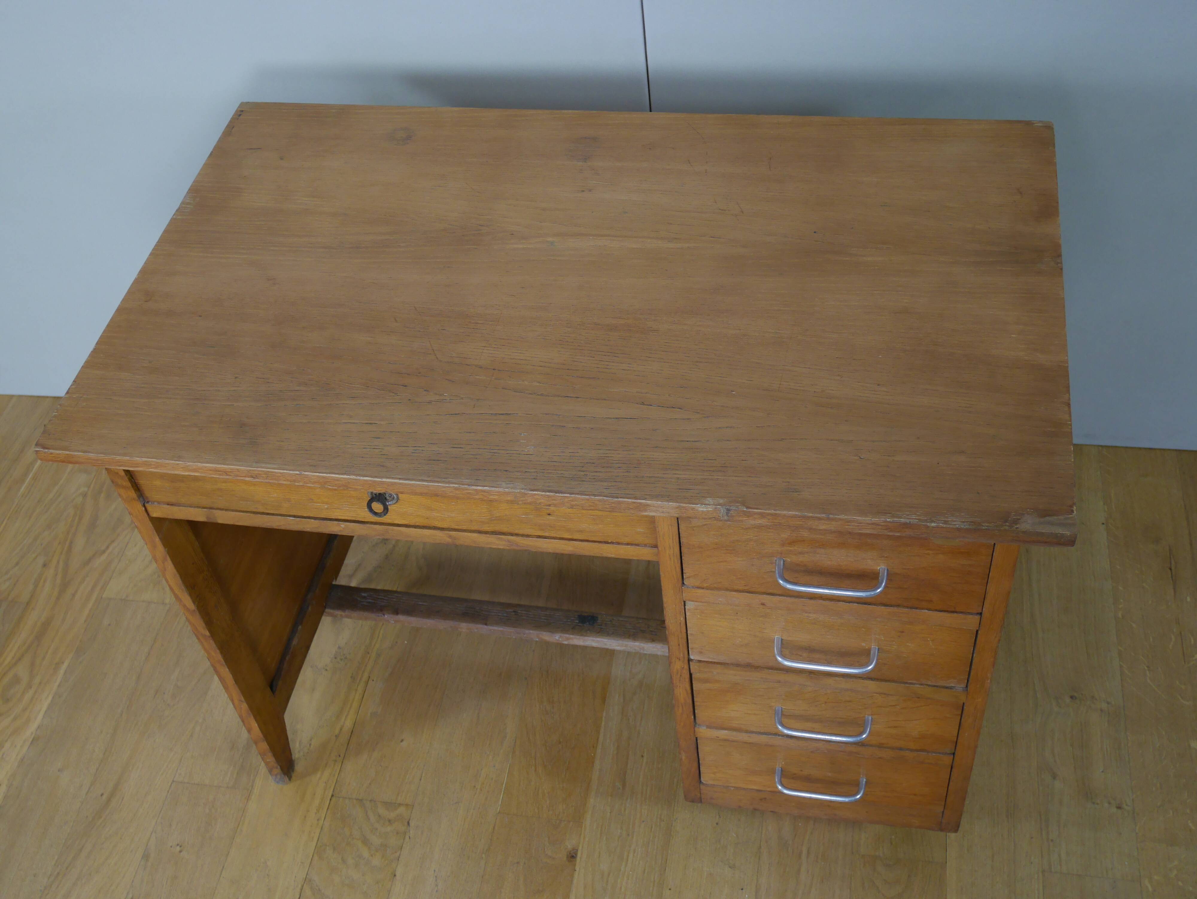 Bureau en chêne des années 50 60