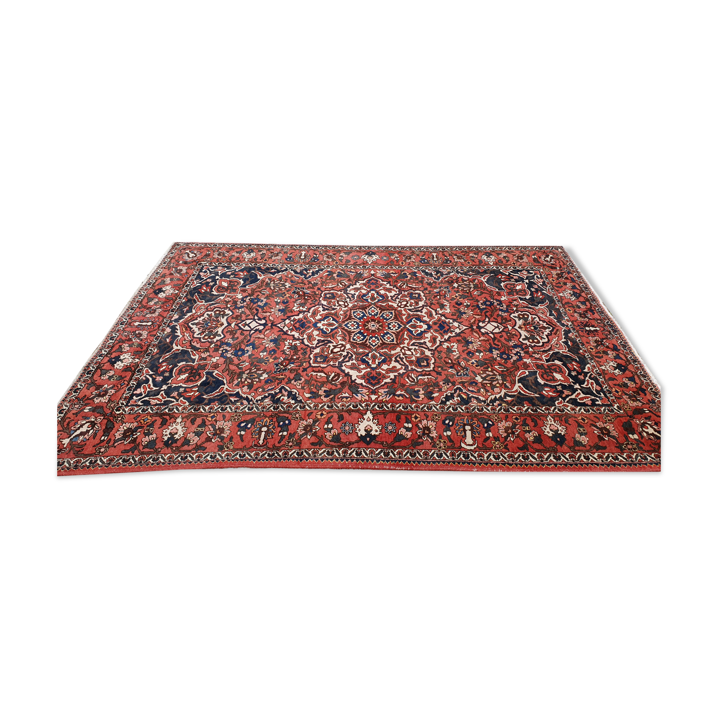 Persian Bakthiar carpet, hand knotted pure wool. Perfect condition. 215 x 300 cm. 1960.