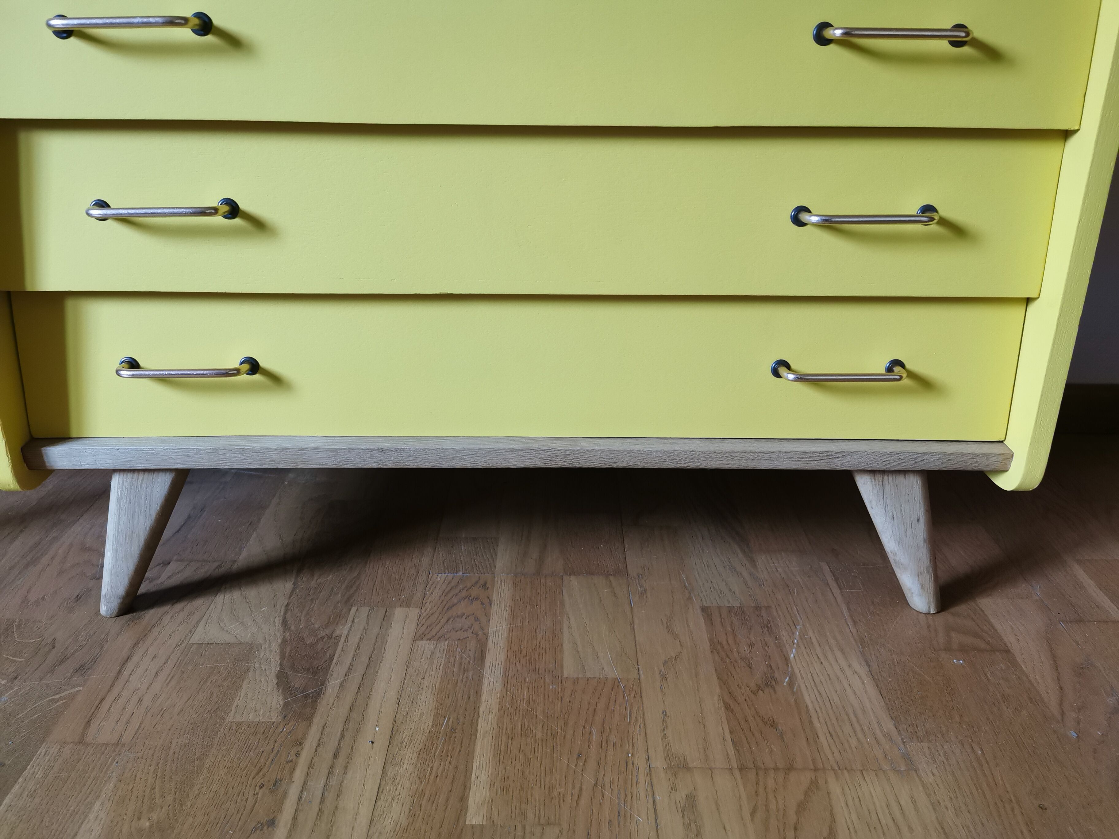 Vintage chest of drawers restyled feet compass