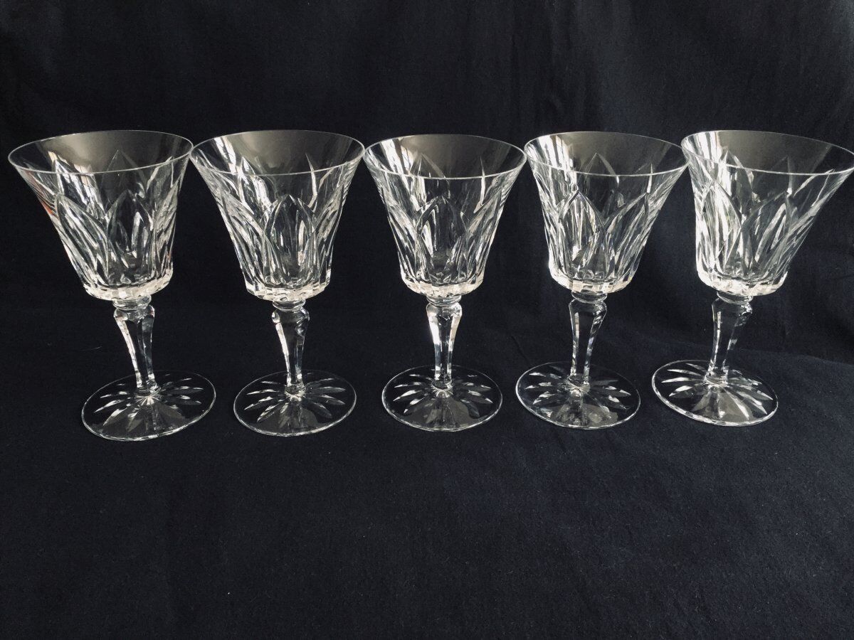 Set of 5 crystal water glasses of Saint Louis Camargue model