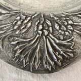 Dish, empty pocket in embossed pewter with cornflower decoration
