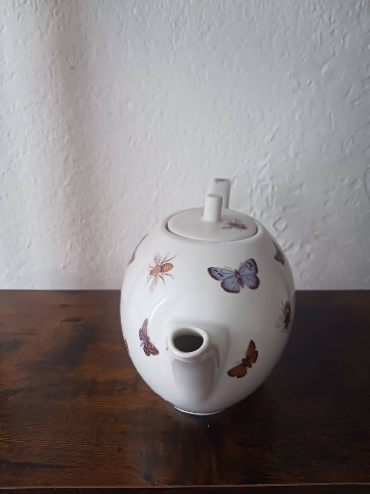 Teapot porcelain brand lsa international