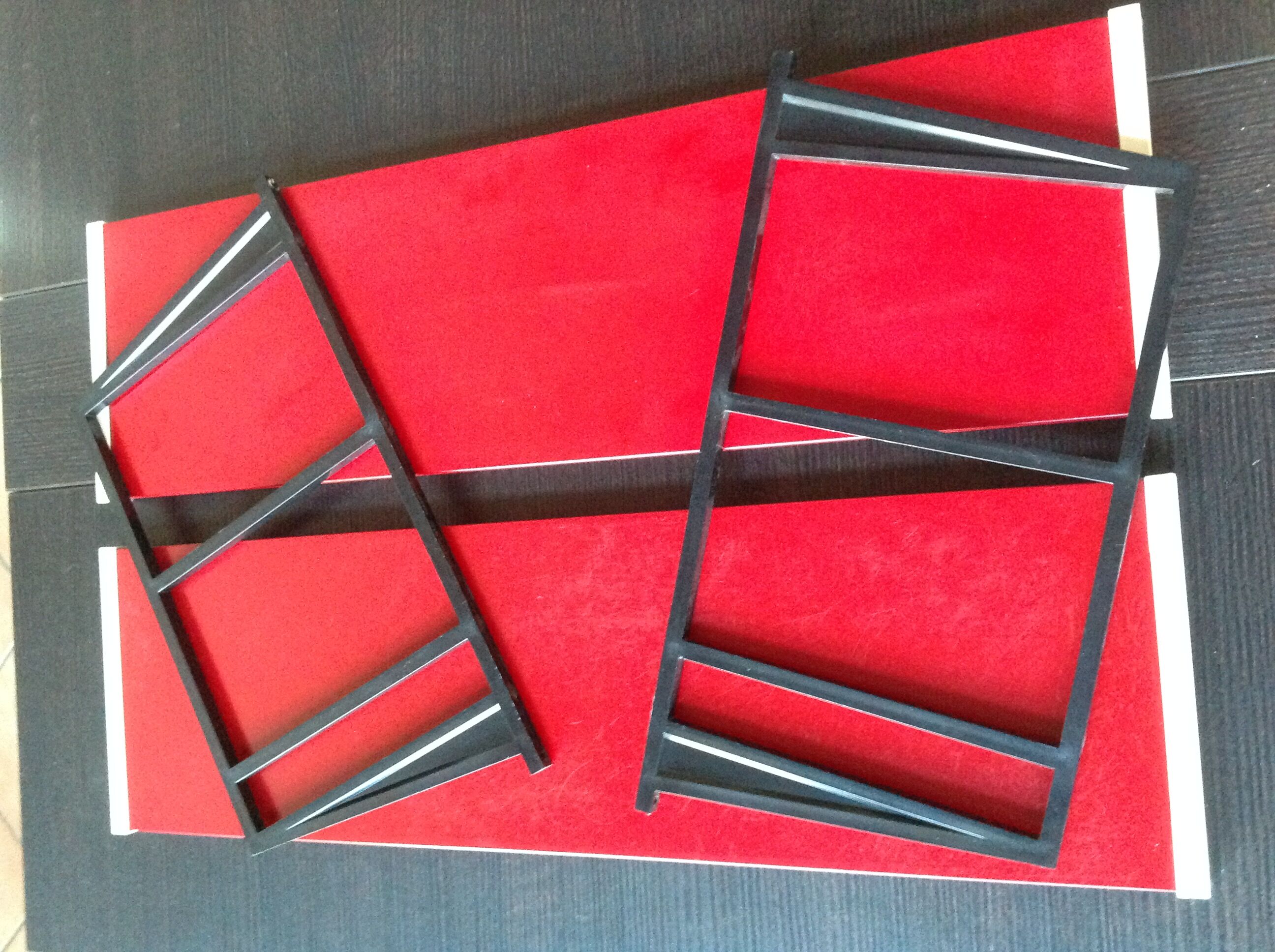 Carmine red wall flooring by Schubert Werk / vintage 60s-70s