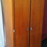 Vestiaire d'internat vintage pieds compas