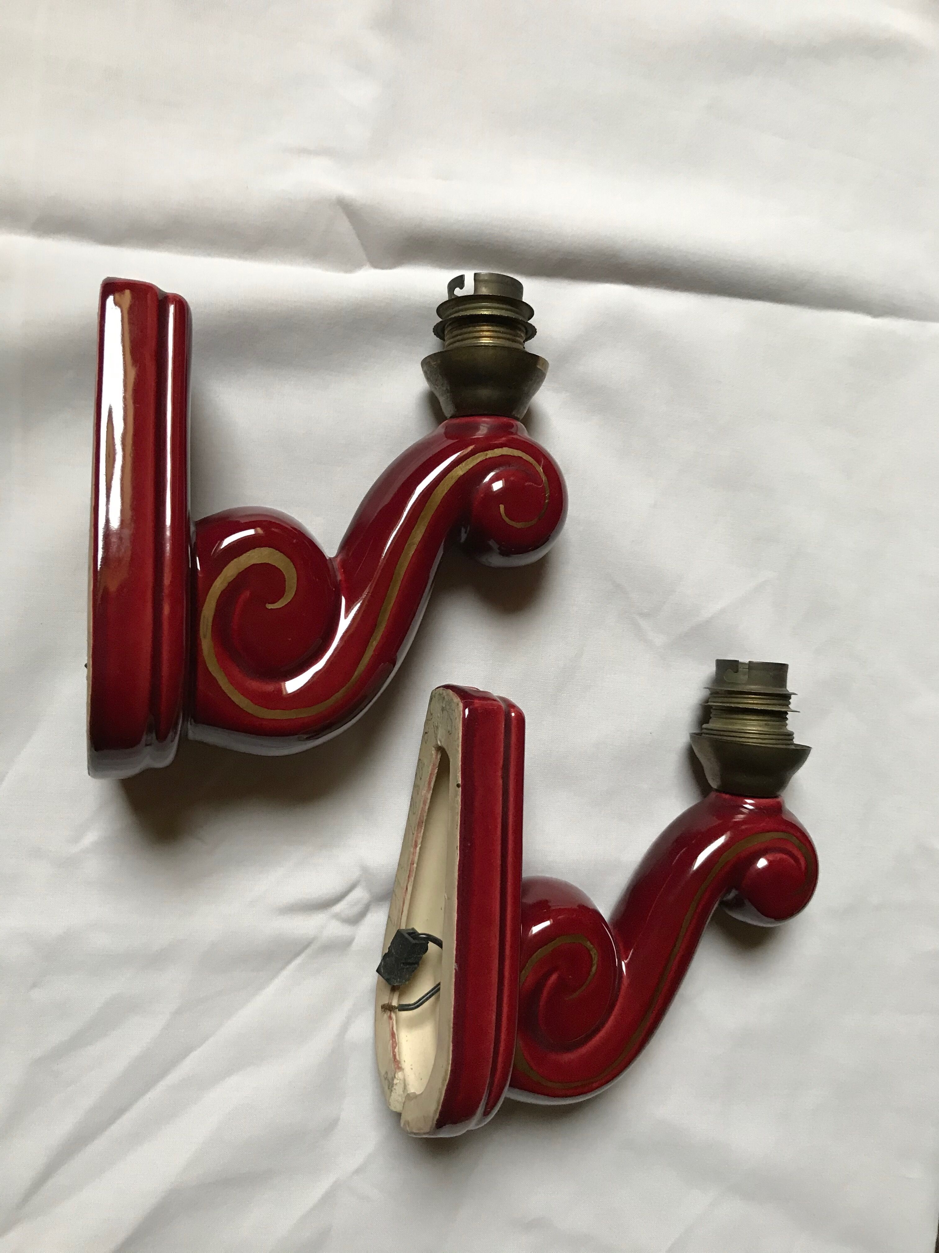 Ancienne paire d'appliques en céramique années 40