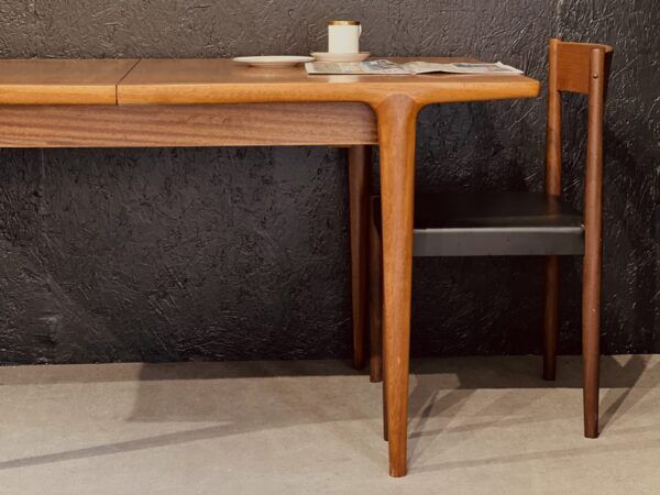 Wrighton Extension Dining Table