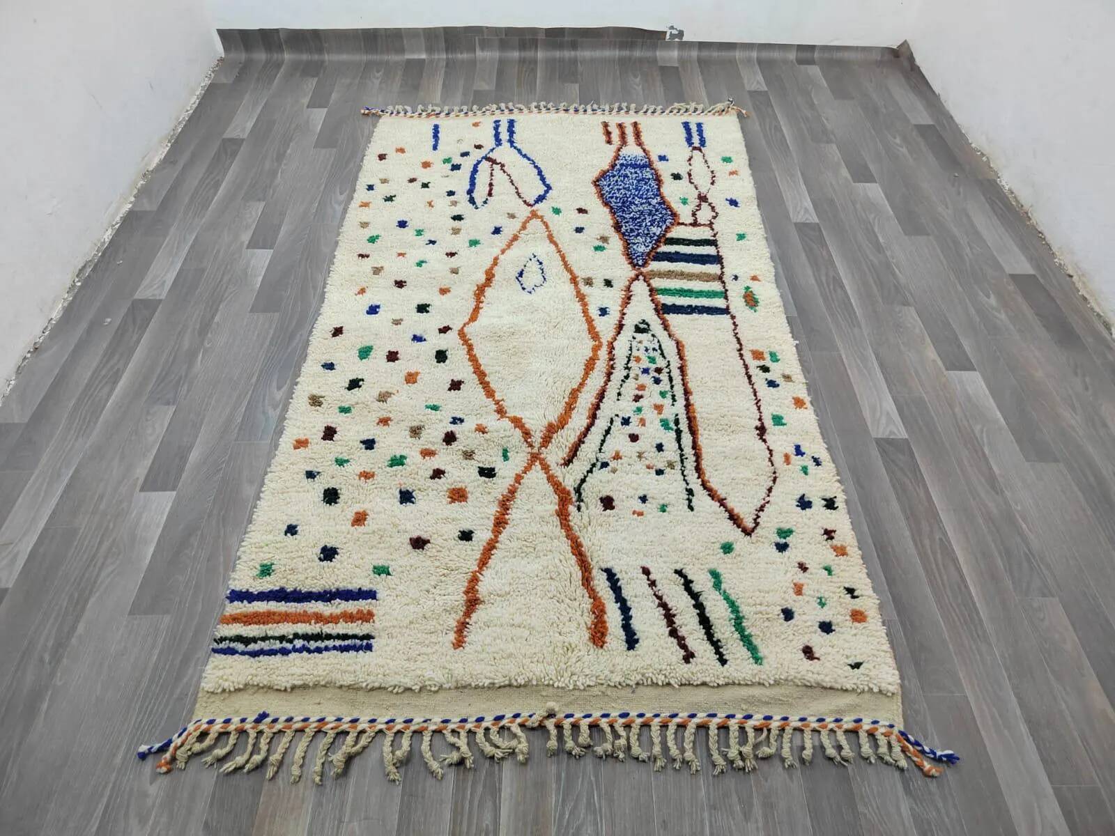 Moroccan rug in pure wool 2.5 x 1.5 m