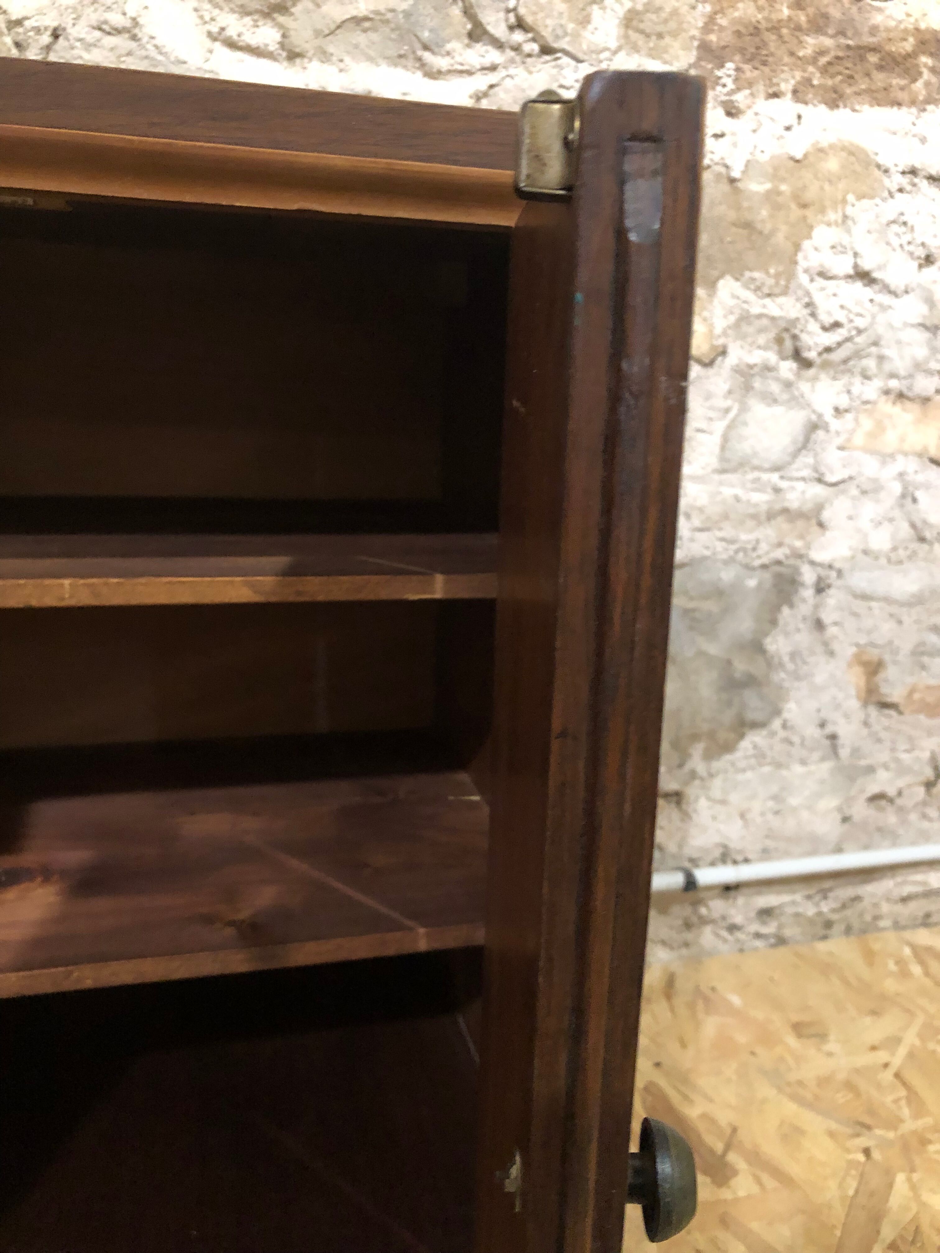Meuble d’appoint deux portes