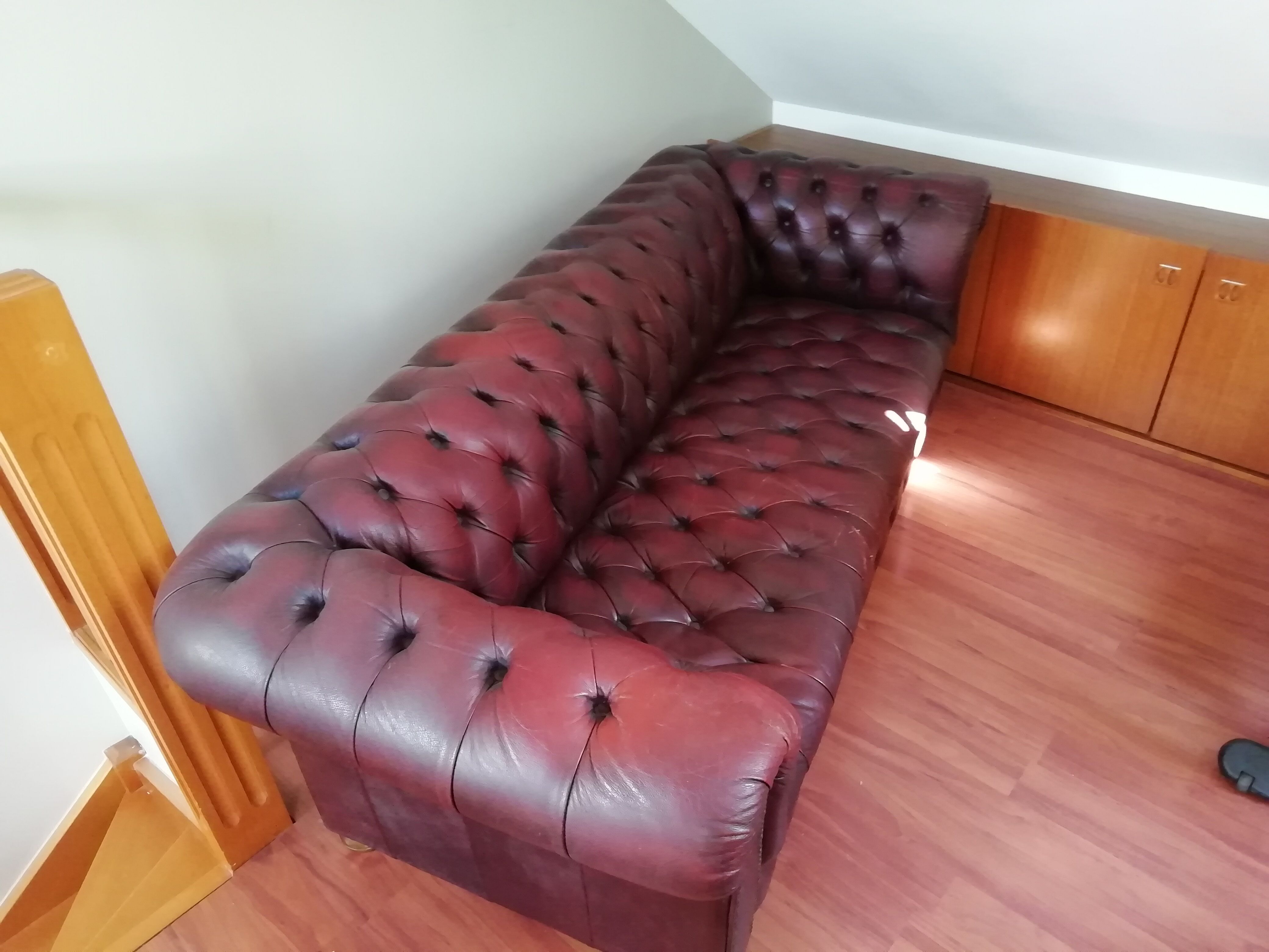 Sofa Chesterfield Vintage 60's-80's red burgundy