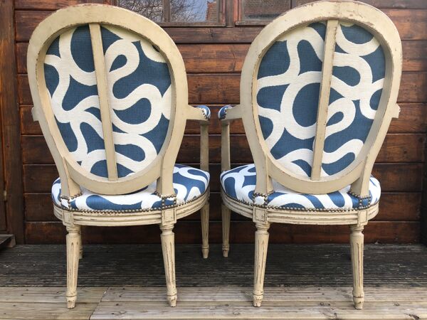 Paire de fauteuils médaillons louis xvi rénovés