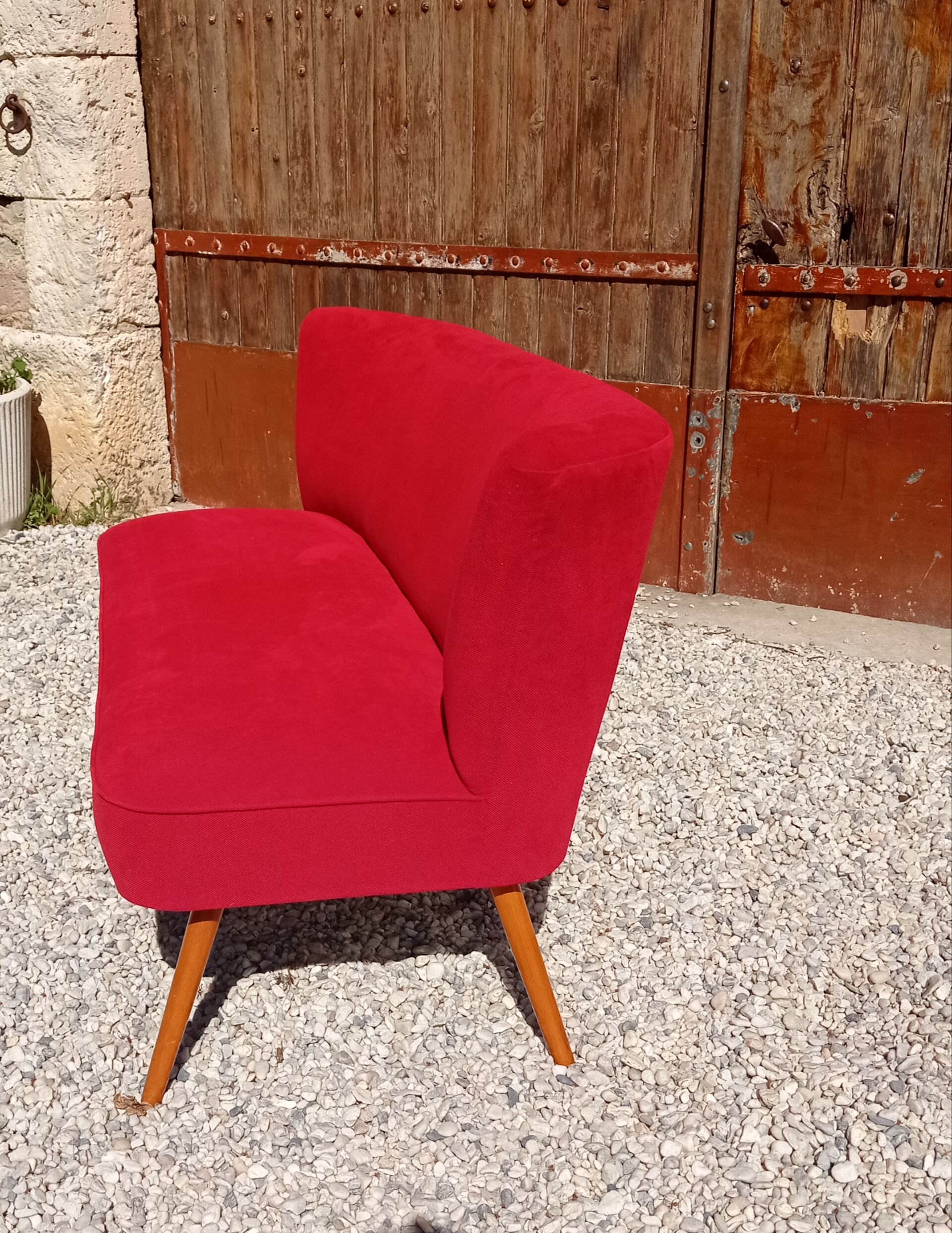 Sofa set and cocktail chairs