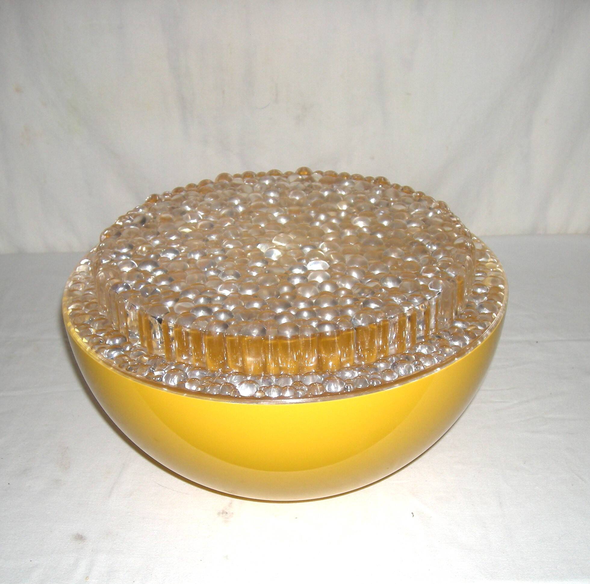 yellow pendant light from the 70s